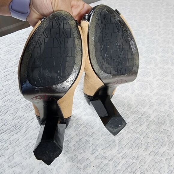 Tan Black Diane Von Furstenberg Calf Hair Peep Toe Heels Size 6 - Picture 2 of 5